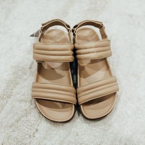 NOBO sandals